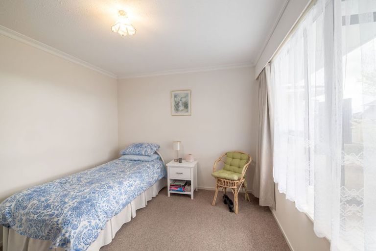 Photo of property in 1/19 Northfield Road, Casebrook, Christchurch, 8051
