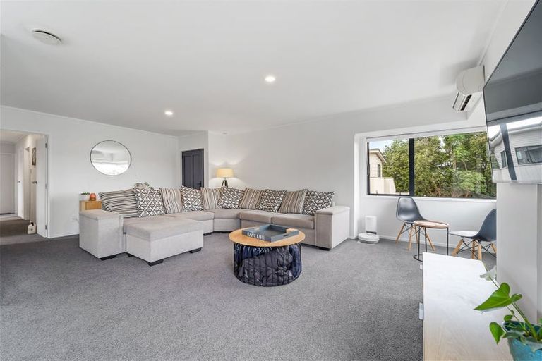 Photo of property in 44 Penton Road, Stanmore Bay, Whangaparaoa, 0932