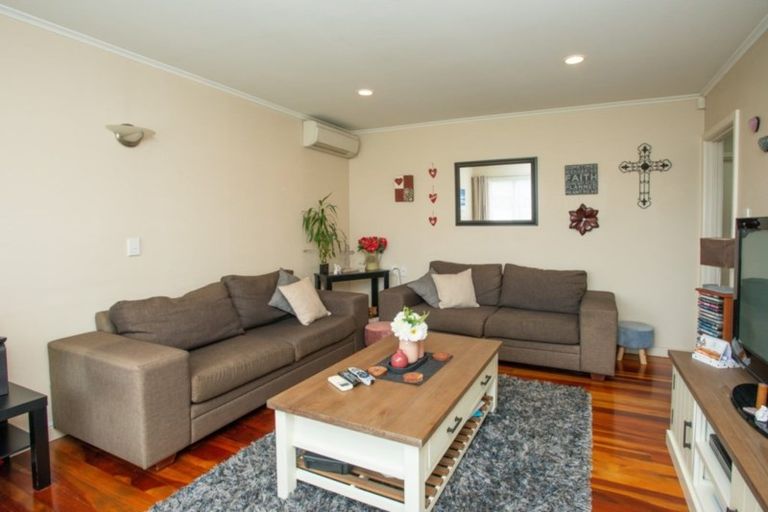 Photo of property in 20b Henderson Crescent, Onekawa, Napier, 4110