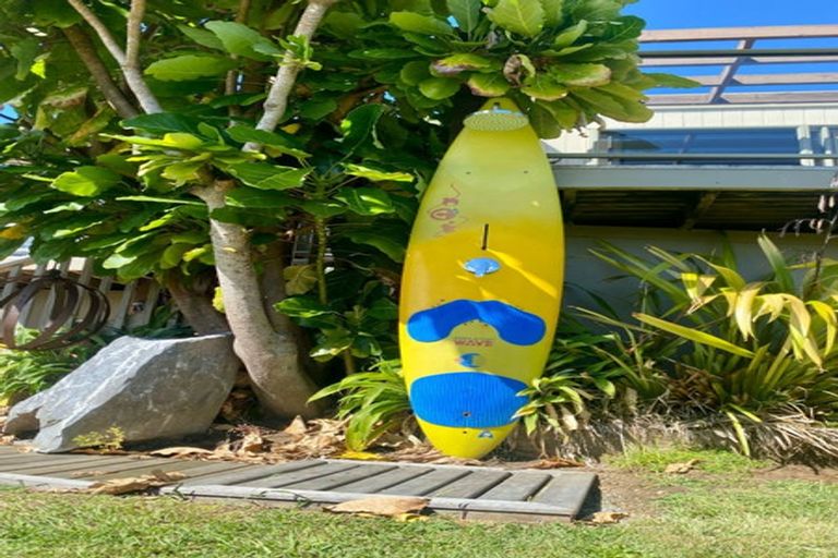 Photo of property in 21 Nyhane Drive, Ligar Bay, Takaka, 7183