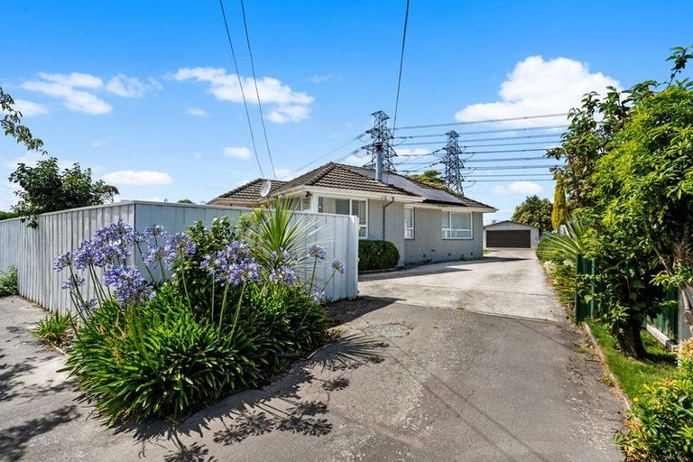 Photo of property in 15 Stackhouse Avenue, Bishopdale, Christchurch, 8053