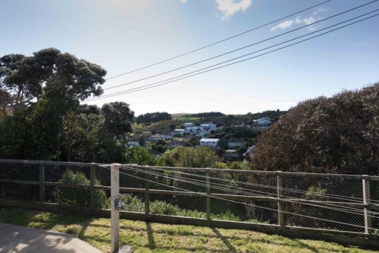 Photo of property in 9 Morere Street, Titahi Bay, Porirua, 5022
