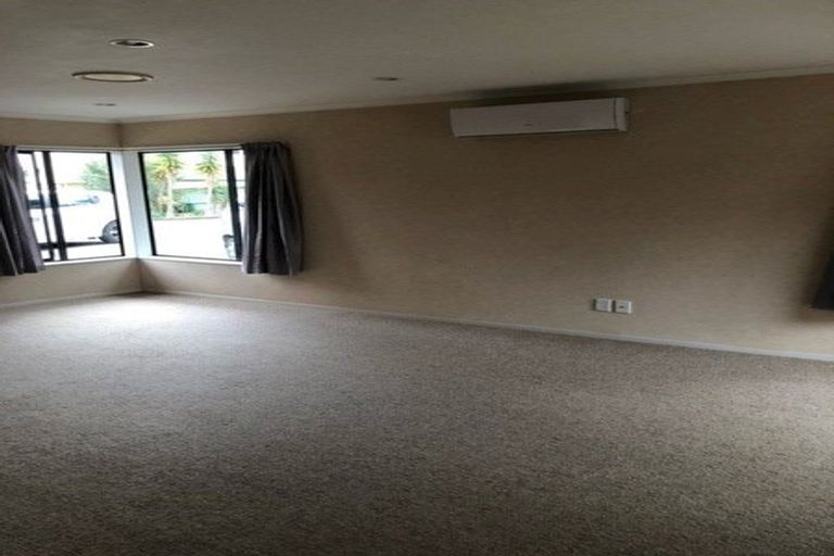 Photo of property in 9 Ksenia Drive, Flat Bush, Auckland, 2019