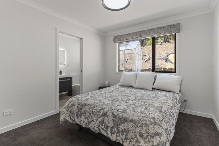 Photo of property in 52 Scott Road, Stanmore Bay, Whangaparaoa, 0932