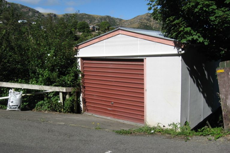 Photo of property in 32b Ticehurst Road, Lyttelton, 8082
