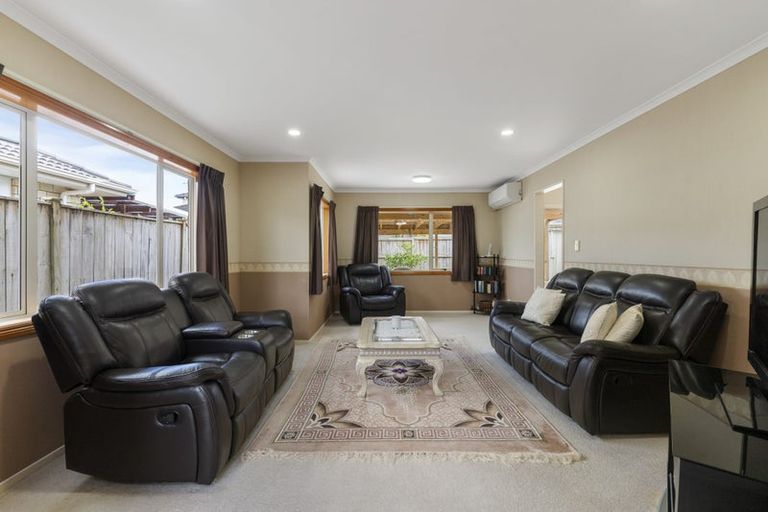 Photo of property in 75 Meadowland Drive, Somerville, Auckland, 2014