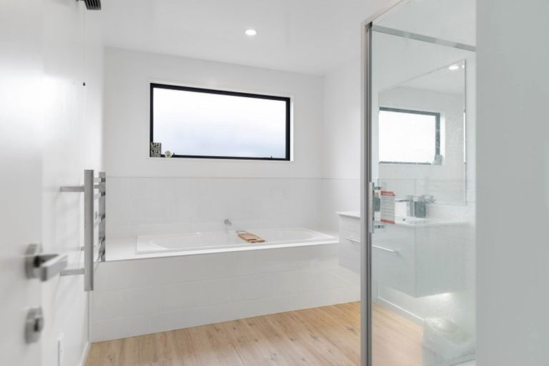 Photo of property in 13-13a Peppercorn Terrace, Lower Shotover, Queenstown, 9304