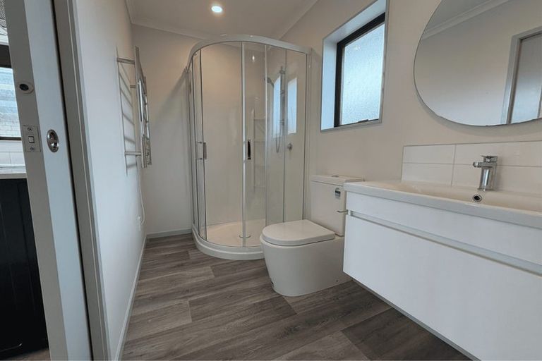 Photo of property in 21 Story Street, Foxton Beach, Foxton, 4815