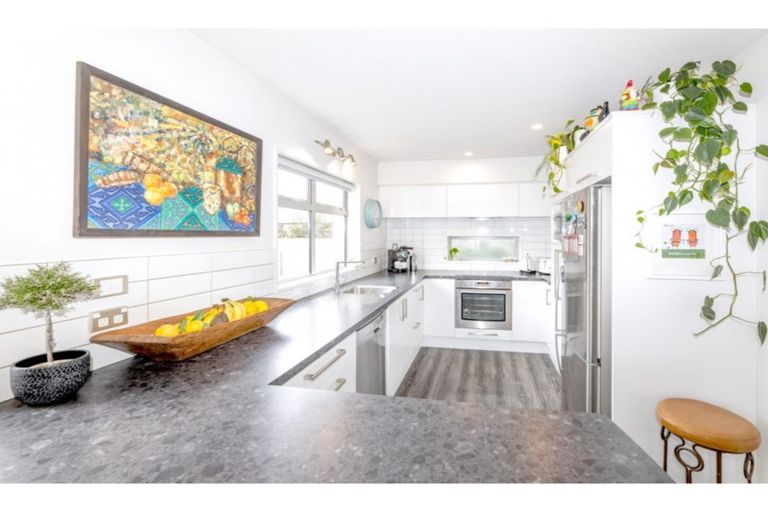 Photo of property in 48b Dickens Street, Addington, Christchurch, 8024