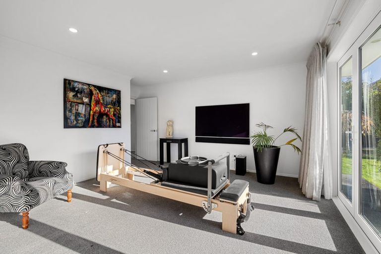 Photo of property in 32 Macphail Avenue, Rangiora, 7400