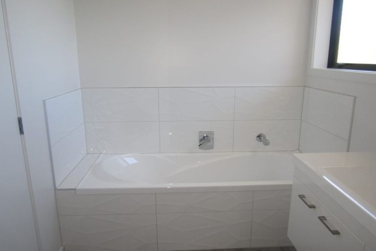 Photo of property in 4 Hayden Way, Welcome Bay, Tauranga, 3112