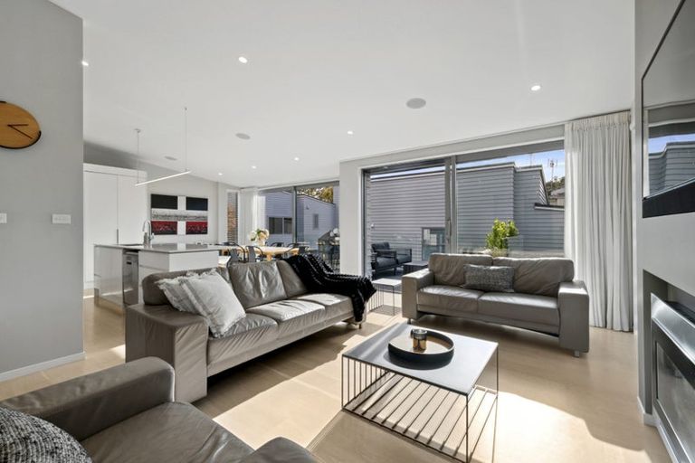 Photo of property in 29a Penzance Road, Mairangi Bay, Auckland, 0630