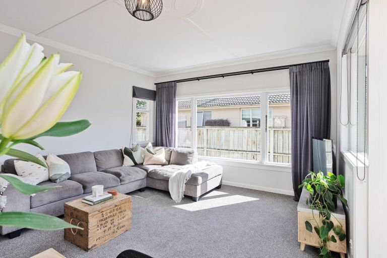 Photo of property in 129 Joseph Street, Waverley, Invercargill, 9810