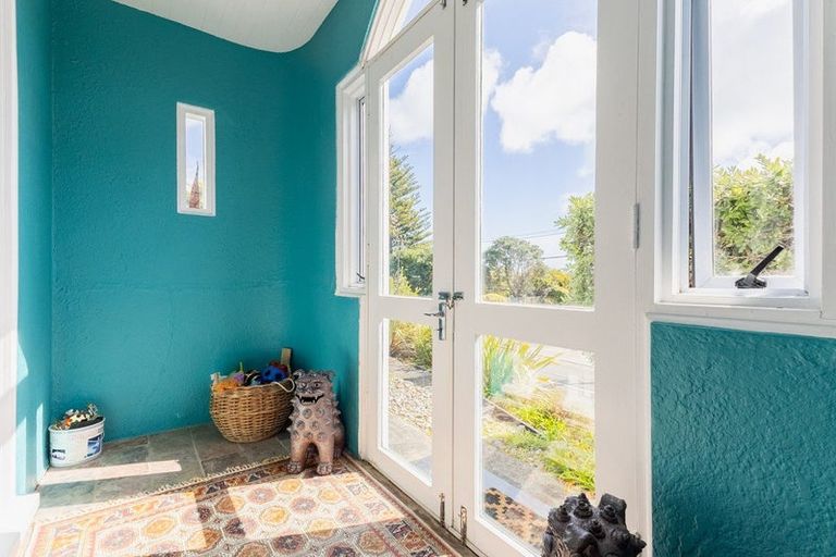 Photo of property in 48 Manly Street, Paraparaumu Beach, Paraparaumu, 5032