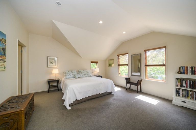 Photo of property in 17 Montgomery Terrace, Hokowhitu, Palmerston North, 4410