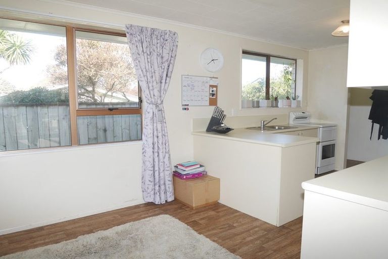 Photo of property in 62a Mazengarb Road, Paraparaumu Beach, Paraparaumu, 5032
