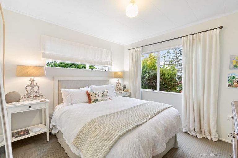 Photo of property in Wyett House, 12 Main Street, Greytown, 5712