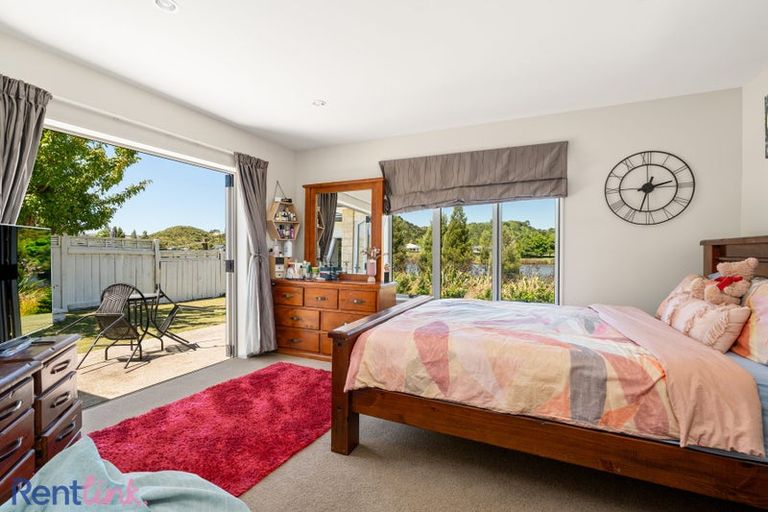 Photo of property in 39 Scoria Close, Pyes Pa, Tauranga, 3112