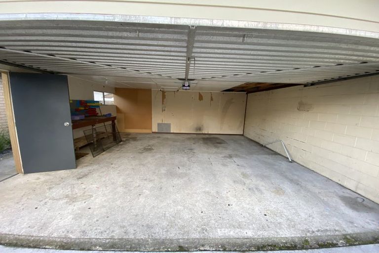 Photo of property in 8/8a Featherston Street, Levin, 5510