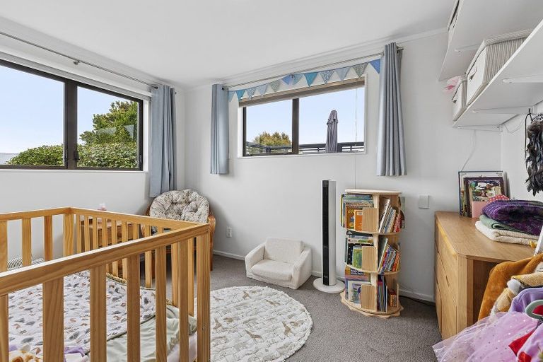 Photo of property in 22 The Bollard, Whitby, Porirua, 5024