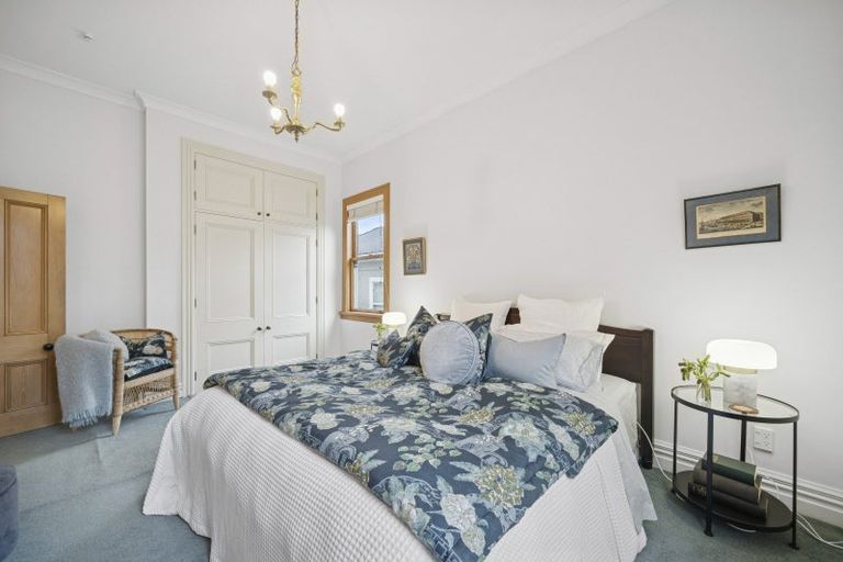 Photo of property in 17 Park Street, Thorndon, Wellington, 6011