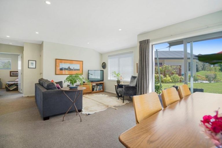 Photo of property in 7 Pukeko Place, Wanaka, 9305