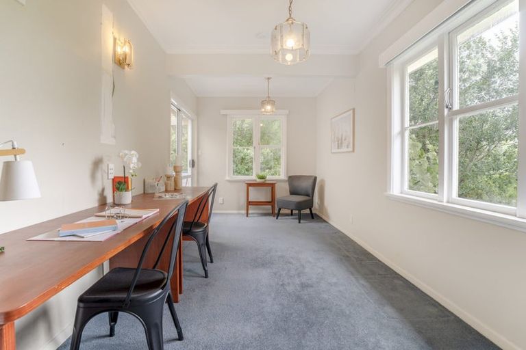 Photo of property in 3 Woodstock Terrace, Tawa, Wellington, 5028