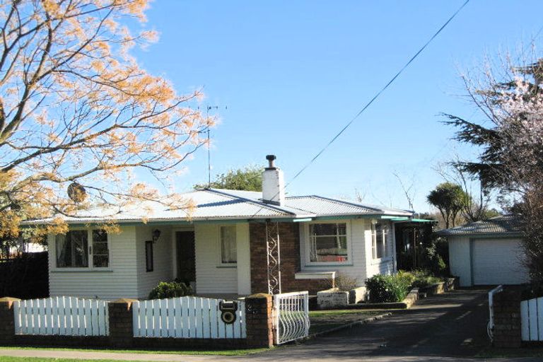 Photo of property in 30 Reynolds Road, Havelock North, 4130