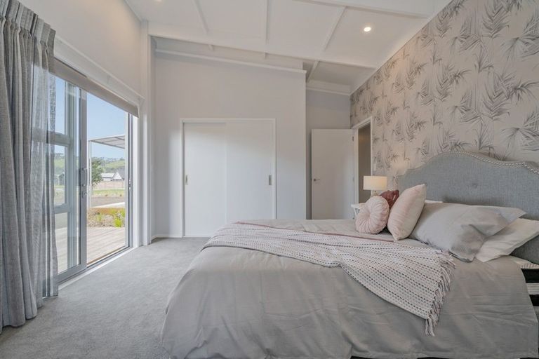 Photo of property in 35 Longreach Drive, Cooks Beach, Whitianga, 3591