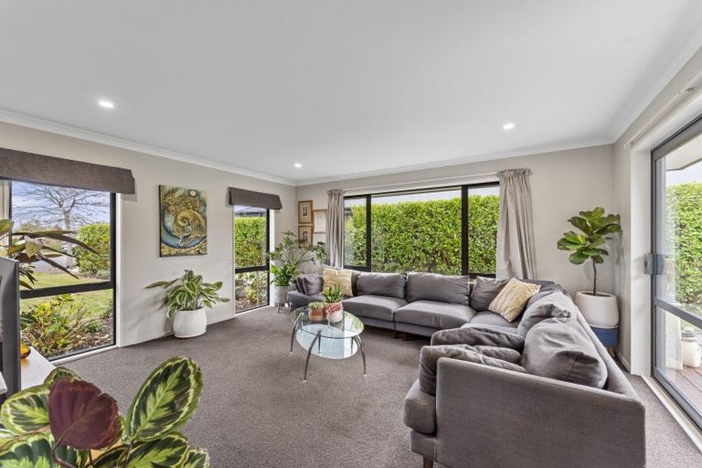 Photo of property in 67 Willowside Place, Amberley, 7410