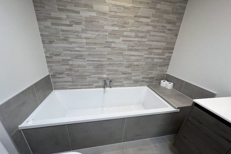 Photo of property in 37 Walter Merton Road, Hobsonville, Auckland, 0616