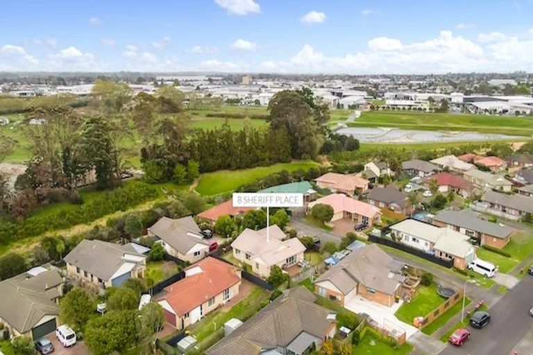 Photo of property in 8 Sheriff Place, Randwick Park, Auckland, 2105