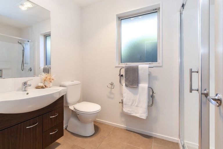 Photo of property in 5 Thomas Cane Lane, Hillmorton, Christchurch, 8024