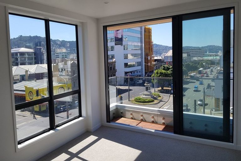 Photo of property in Alpha Apartments, 503/4 Elizabeth Street, Mount Victoria, Wellington, 6011