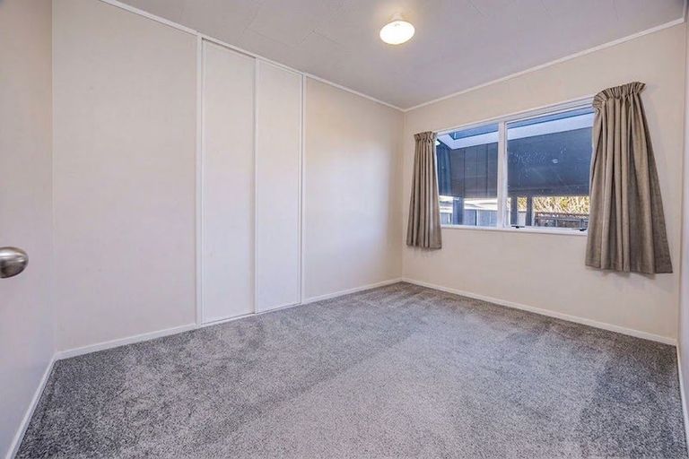 Photo of property in 95 Sykes Road, Weymouth, Auckland, 2103