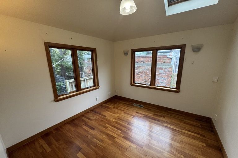 Photo of property in 365 Willis Street, Mount Cook, Wellington, 6011