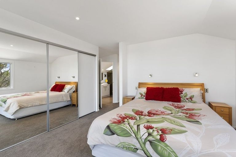 Photo of property in 11 Prospect Terrace, Milford, Auckland, 0620