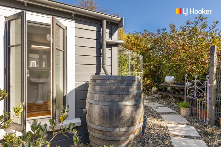 Photo of property in 13 Couper Street, Warrington, Waikouaiti, 9471