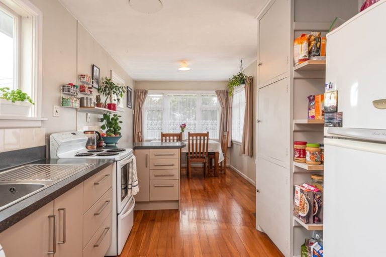 Photo of property in 74 Hargood Street, Woolston, Christchurch, 8062