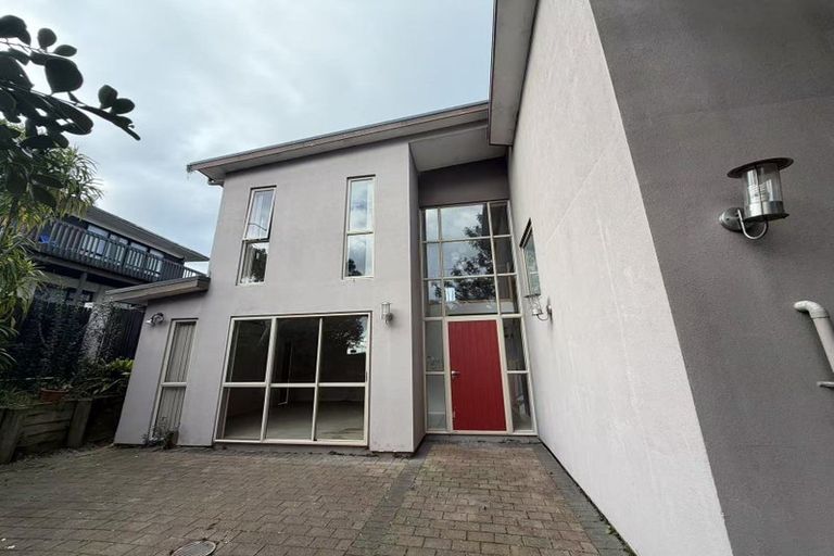 Photo of property in 119 Redoubt Road, Goodwood Heights, Auckland, 2105