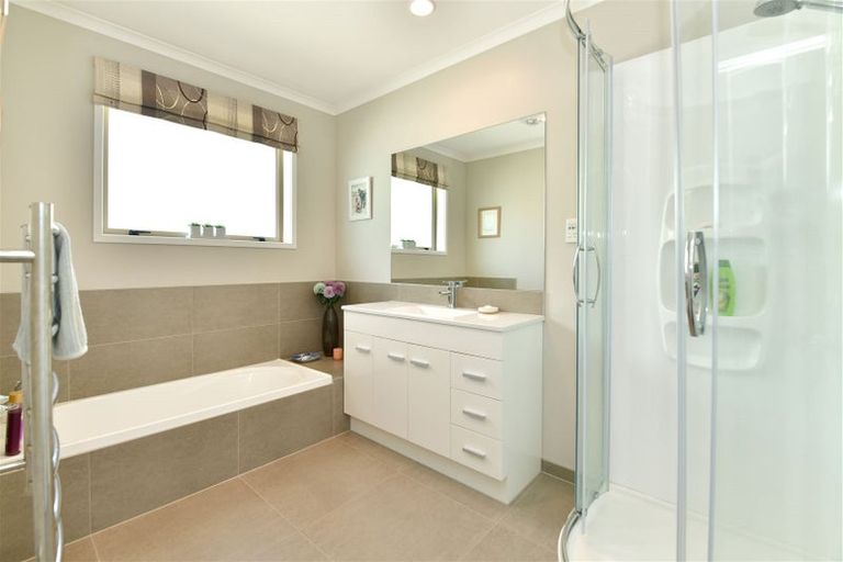 Photo of property in 43 Kensington Terrace, Gulf Harbour, Whangaparaoa, 0930