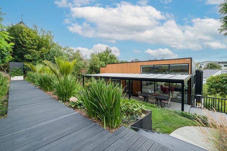 Photo of property in 11 Janice Place, Mount Pleasant, Christchurch, 8081