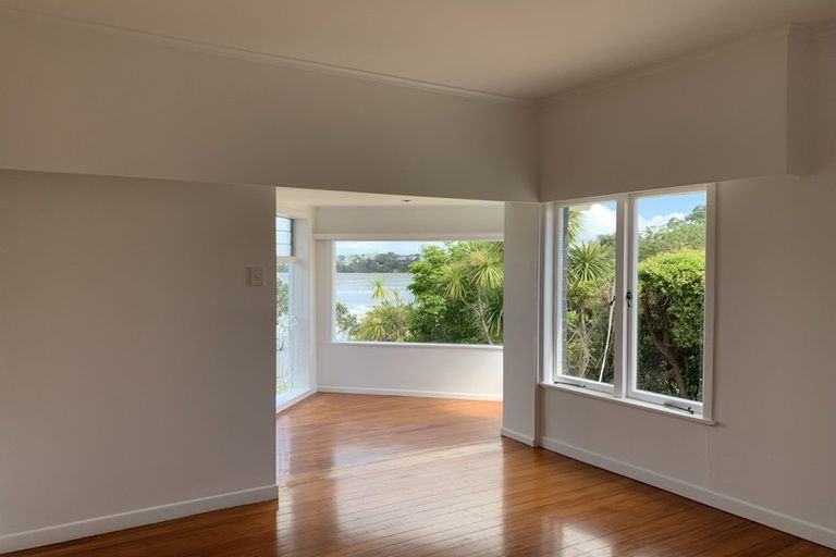 Photo of property in 65 Norwood Road, Bayswater, Auckland, 0622