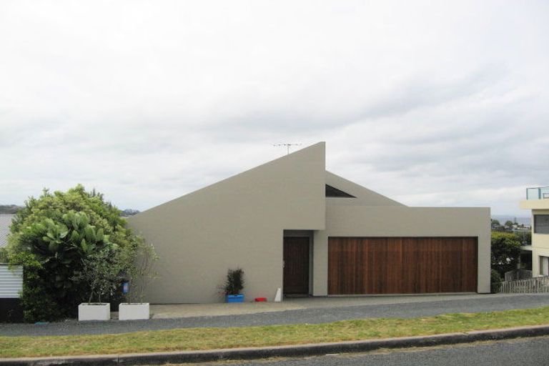 Photo of property in 73 Stanmore Bay Road, Stanmore Bay, Whangaparaoa, 0932