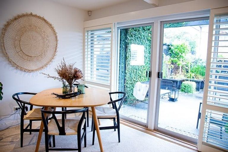 Photo of property in 2/246 Lake Road, Hauraki, Auckland, 0622