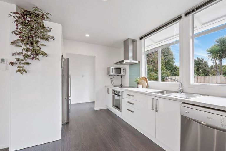 Photo of property in 12a Kowhai Street, Naenae, Lower Hutt, 5011