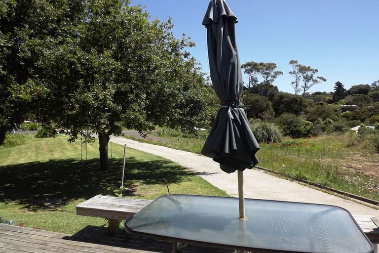 Photo of property in 9a Cross Street, Raglan, 3225