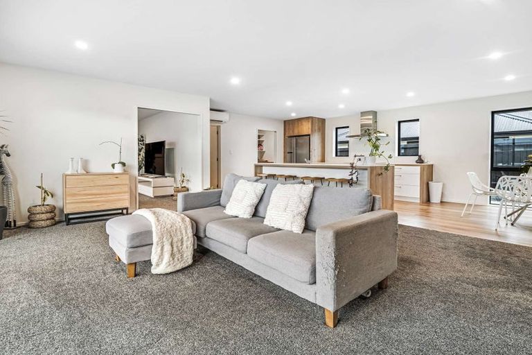 Photo of property in 10 Spirit Terrace, Rolleston, 7615