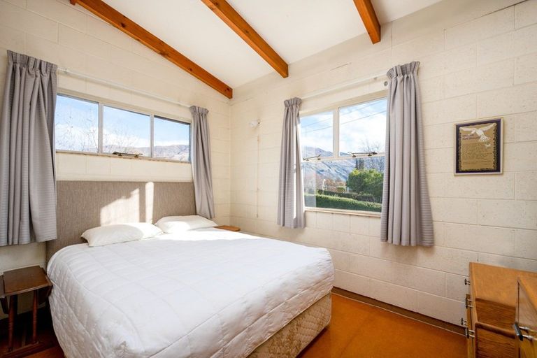 Photo of property in 66 Beech Street, Wanaka, 9305