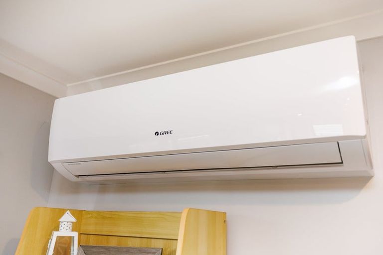 Photo of property in 49 Kaimanawa Street, Kelvin Grove, Palmerston North, 4414